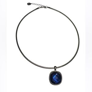Vintage Monet silver tone choker necklace Deep Blue Stone Pendant
